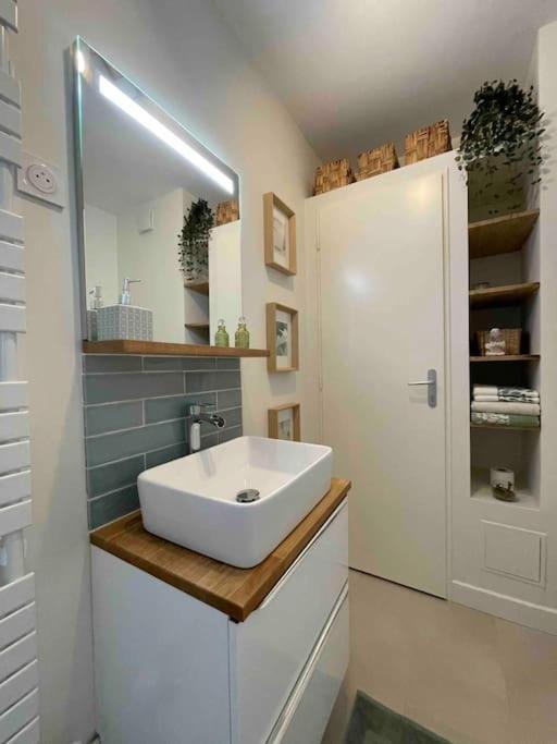 Apartamento Cocon Douillet Pres De La Gare. Nancy Exterior foto